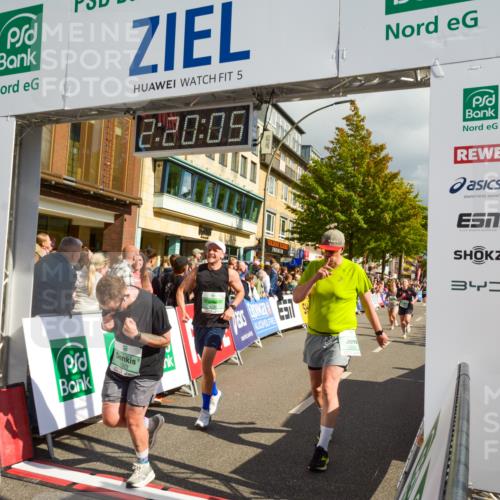 20.09.2026 - PSD Bank Halbmarathon LAZAROV Photography http://msf.ph/oto/10556358 20.09.2026 12:20:04 Ziel 1323, 2436, 2737, 2787, 2933, 3429, 3688, 3735, 4085, 4626, 4689 meine-sportfotos.de