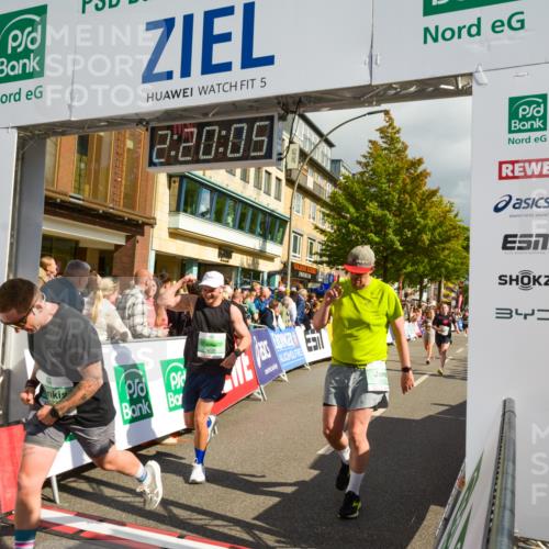20.09.2026 - PSD Bank Halbmarathon LAZAROV Photography http://msf.ph/oto/10556359 20.09.2026 12:20:04 Ziel 1323, 2436, 2737, 2787, 2933, 3429, 3688, 3735, 4085, 4626, 4689 meine-sportfotos.de