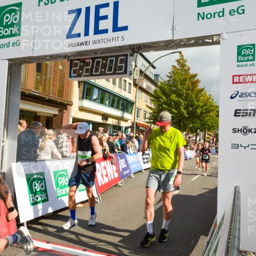 20.09.2026 - PSD Bank Halbmarathon LAZAROV Photography http://msf.ph/oto/10556360 20.09.2026 12:20:04 Ziel 1323, 2436, 2737, 2787, 2933, 3429, 3688, 3735, 4085, 4626, 4689 meine-sportfotos.de
