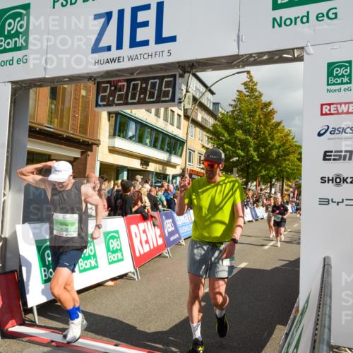 20.09.2026 - PSD Bank Halbmarathon LAZAROV Photography http://msf.ph/oto/10556362 20.09.2026 12:20:05 Ziel 1323, 2436, 2737, 2787, 2933, 3085, 3429, 3688, 3735, 4085, 4626, 4689 meine-sportfotos.de