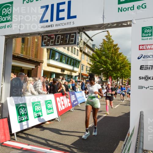 20.09.2026 - PSD Bank Halbmarathon LAZAROV Photography http://msf.ph/oto/10556391 20.09.2026 12:20:12 Ziel 1021, 1261, 1628, 1755, 1892, 2737, 2933, 3085, 3429, 3688, 3735, 4085, 4228, 4270, 4689 meine-sportfotos.de