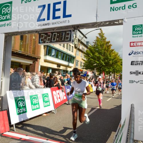 20.09.2026 - PSD Bank Halbmarathon LAZAROV Photography http://msf.ph/oto/10556392 20.09.2026 12:20:13 Ziel 1021, 1261, 1628, 1755, 1892, 2737, 2933, 3085, 3429, 3735, 4085, 4228, 4270, 4632, 4689 meine-sportfotos.de