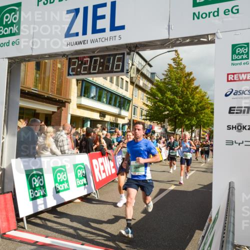 20.09.2026 - PSD Bank Halbmarathon LAZAROV Photography http://msf.ph/oto/10556400 20.09.2026 12:20:15 Ziel 1021, 1261, 1628, 1755, 1892, 2737, 2933, 3085, 4085, 4228, 4237, 4270, 4632, 4689 meine-sportfotos.de