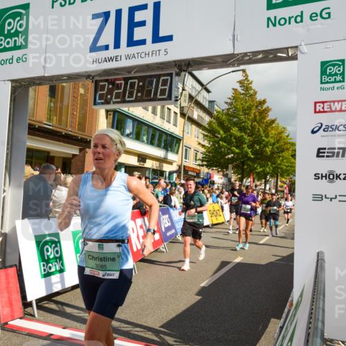 20.09.2026 - PSD Bank Halbmarathon LAZAROV Photography http://msf.ph/oto/10556407 20.09.2026 12:20:17 Ziel 1021, 1261, 1294, 1628, 1755, 1892, 2737, 2933, 3085, 3097, 4085, 4228, 4237, 4270, 4632, 4689 meine-sportfotos.de