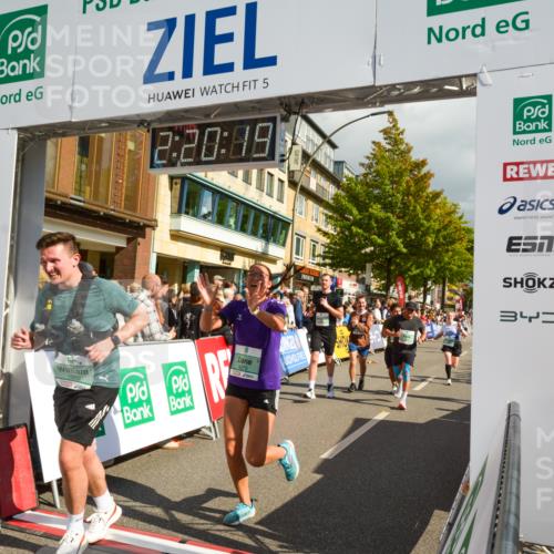 20.09.2026 - PSD Bank Halbmarathon LAZAROV Photography http://msf.ph/oto/10556412 20.09.2026 12:20:19 Ziel 1021, 1261, 1294, 1628, 1755, 1892, 2351, 2737, 2933, 3085, 3097, 4085, 4228, 4237, 4270, 4632, 4689 meine-sportfotos.de