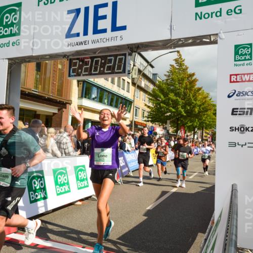 20.09.2026 - PSD Bank Halbmarathon LAZAROV Photography http://msf.ph/oto/10556413 20.09.2026 12:20:19 Ziel 1021, 1261, 1294, 1628, 1755, 1892, 2351, 2737, 2933, 3085, 3097, 4085, 4228, 4237, 4270, 4632, 4689 meine-sportfotos.de