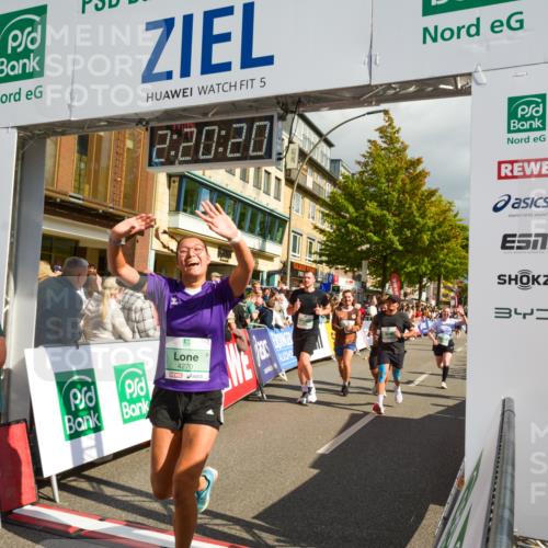 20.09.2026 - PSD Bank Halbmarathon LAZAROV Photography http://msf.ph/oto/10556414 20.09.2026 12:20:19 Ziel 1021, 1261, 1294, 1628, 1755, 1892, 2351, 2737, 2933, 3085, 3097, 4085, 4228, 4237, 4270, 4632, 4689 meine-sportfotos.de