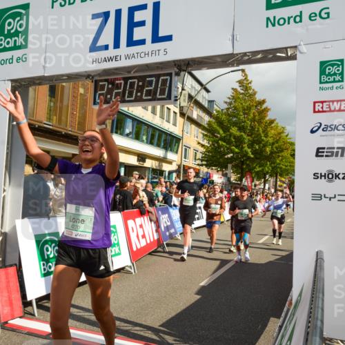 20.09.2026 - PSD Bank Halbmarathon LAZAROV Photography http://msf.ph/oto/10556415 20.09.2026 12:20:19 Ziel 1021, 1261, 1294, 1628, 1755, 1892, 2351, 2737, 2933, 3085, 3097, 4085, 4228, 4237, 4270, 4632, 4689 meine-sportfotos.de