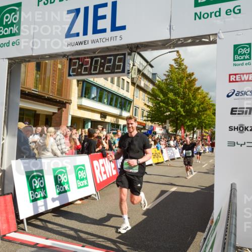 20.09.2026 - PSD Bank Halbmarathon LAZAROV Photography http://msf.ph/oto/10556433 20.09.2026 12:20:24 Ziel 1021, 1261, 1294, 1628, 1755, 1892, 2351, 3097, 3217, 4228, 4237, 4270, 4632, 4754 meine-sportfotos.de