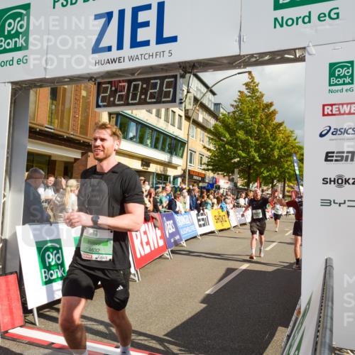 20.09.2026 - PSD Bank Halbmarathon LAZAROV Photography http://msf.ph/oto/10556435 20.09.2026 12:20:25 Ziel 1021, 1261, 1294, 1628, 1755, 1892, 2351, 3097, 3217, 4228, 4237, 4270, 4632, 4754 meine-sportfotos.de