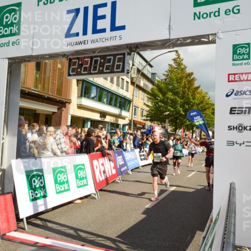 20.09.2026 - PSD Bank Halbmarathon LAZAROV Photography http://msf.ph/oto/10556438 20.09.2026 12:20:26 Ziel 1021, 1261, 1294, 1628, 1755, 2351, 2741, 3097, 3217, 4228, 4237, 4632, 4754 meine-sportfotos.de