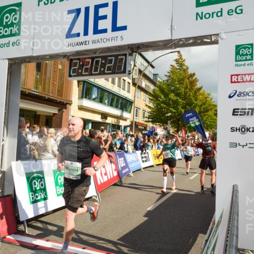 20.09.2026 - PSD Bank Halbmarathon LAZAROV Photography http://msf.ph/oto/10556442 20.09.2026 12:20:27 Ziel 1021, 1261, 1294, 1628, 1755, 2351, 2741, 3097, 3217, 4228, 4237, 4632, 4754 meine-sportfotos.de