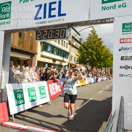 20.09.2026 - PSD Bank Halbmarathon LAZAROV Photography http://msf.ph/oto/10556453 20.09.2026 12:20:30 Ziel 1127, 1294, 2351, 2741, 3097, 3217, 4125, 4237, 4632, 4754 meine-sportfotos.de