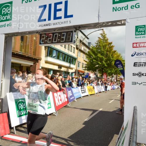 20.09.2026 - PSD Bank Halbmarathon LAZAROV Photography http://msf.ph/oto/10556455 20.09.2026 12:20:31 Ziel 1127, 1294, 2351, 2741, 3097, 3217, 4125, 4237, 4632, 4754 meine-sportfotos.de