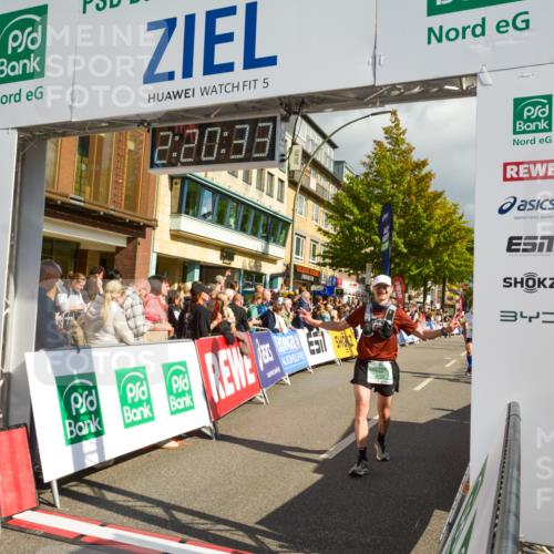 20.09.2026 - PSD Bank Halbmarathon LAZAROV Photography http://msf.ph/oto/10556463 20.09.2026 12:20:33 Ziel 1127, 1294, 2351, 2389, 2741, 3097, 3217, 3620, 4125, 4237, 4754 meine-sportfotos.de