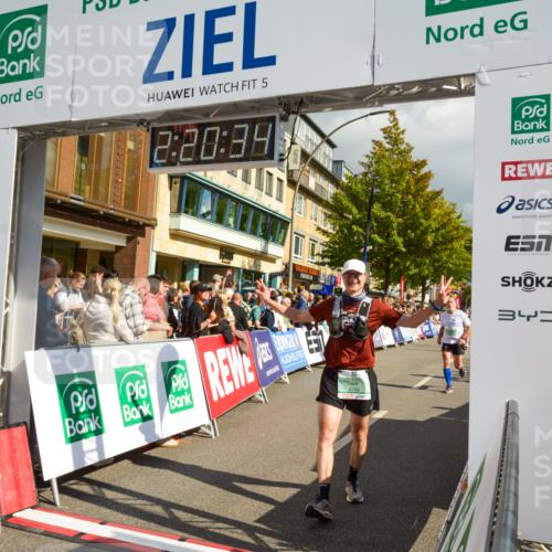 20.09.2026 - PSD Bank Halbmarathon LAZAROV Photography http://msf.ph/oto/10556466 20.09.2026 12:20:34 Ziel 1127, 1294, 2351, 2389, 2741, 3097, 3217, 3620, 4125, 4754 meine-sportfotos.de