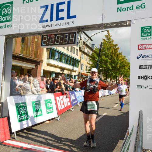 20.09.2026 - PSD Bank Halbmarathon LAZAROV Photography http://msf.ph/oto/10556467 20.09.2026 12:20:34 Ziel 1127, 1294, 2351, 2389, 2741, 3097, 3217, 3620, 4125, 4754 meine-sportfotos.de