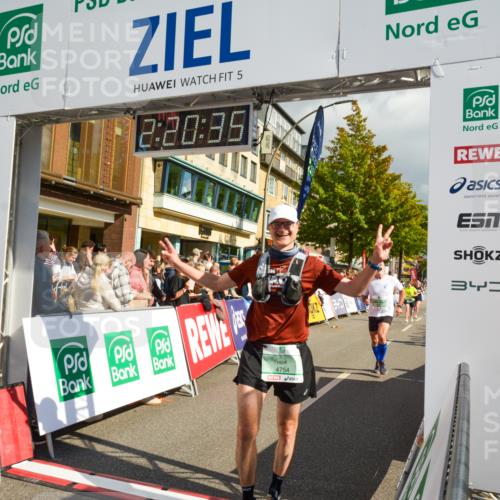 20.09.2026 - PSD Bank Halbmarathon LAZAROV Photography http://msf.ph/oto/10556469 20.09.2026 12:20:35 Ziel 1127, 1294, 2305, 2351, 2389, 2741, 3097, 3217, 3620, 3740, 4125, 4292, 4754 meine-sportfotos.de