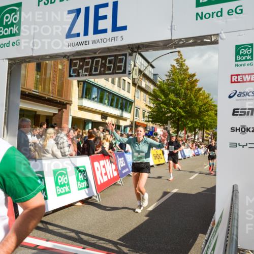 20.09.2026 - PSD Bank Halbmarathon LAZAROV Photography http://msf.ph/oto/10556529 20.09.2026 12:20:53 Ziel 1331, 2305, 3102, 3412, 3740, 4292, 4312, 4423, 4790 meine-sportfotos.de