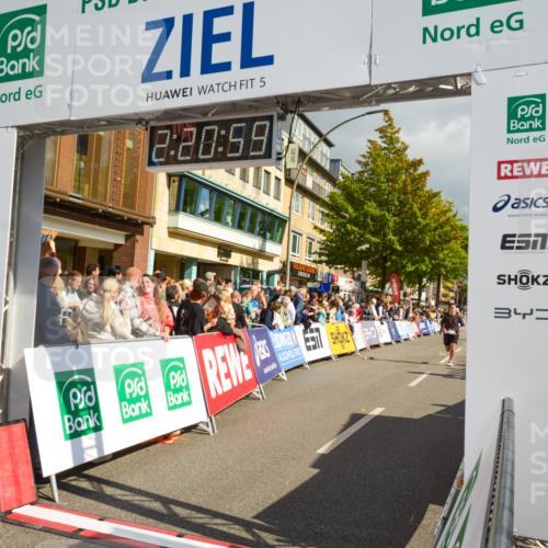 20.09.2026 - PSD Bank Halbmarathon LAZAROV Photography http://msf.ph/oto/10556552 20.09.2026 12:20:59 Ziel 1331, 3412, 4423, 4790 meine-sportfotos.de