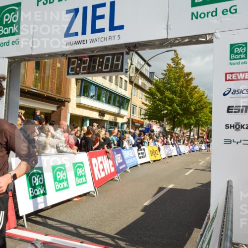20.09.2026 - PSD Bank Halbmarathon LAZAROV Photography http://msf.ph/oto/10556569 20.09.2026 12:21:03 Ziel 1143, 1281, 2906, 3412, 4423 meine-sportfotos.de
