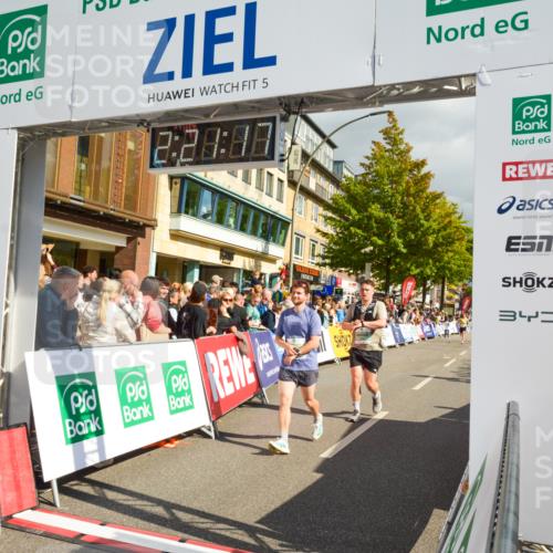20.09.2026 - PSD Bank Halbmarathon LAZAROV Photography http://msf.ph/oto/10556608 20.09.2026 12:21:16 Ziel 1004, 1143, 1281, 1443, 2906, 2907, 3197, 3672 meine-sportfotos.de
