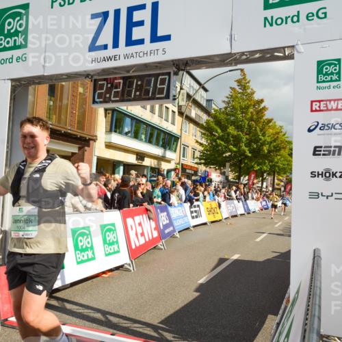 20.09.2026 - PSD Bank Halbmarathon LAZAROV Photography http://msf.ph/oto/10556615 20.09.2026 12:21:18 Ziel 1004, 1143, 1281, 1443, 1793, 2906, 2907, 3197, 3672 meine-sportfotos.de