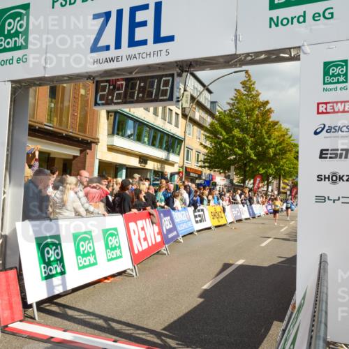 20.09.2026 - PSD Bank Halbmarathon LAZAROV Photography http://msf.ph/oto/10556617 20.09.2026 12:21:19 Ziel 1004, 1143, 1281, 1443, 1793, 2906, 2907, 3197, 3672 meine-sportfotos.de