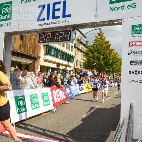 20.09.2026 - PSD Bank Halbmarathon LAZAROV Photography http://msf.ph/oto/10556634 20.09.2026 12:21:24 Ziel 1004, 1203, 1443, 1793, 3197, 3672 meine-sportfotos.de