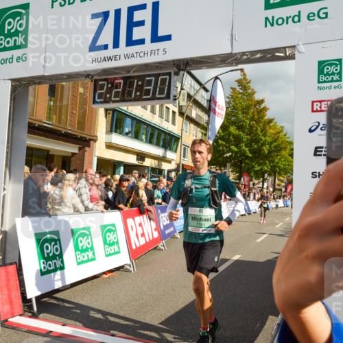 20.09.2026 - PSD Bank Halbmarathon LAZAROV Photography http://msf.ph/oto/10556647 20.09.2026 12:21:30 Ziel 1203, 1443, 1793, 3197, 3672, 4205 meine-sportfotos.de