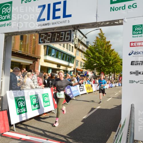 20.09.2026 - PSD Bank Halbmarathon LAZAROV Photography http://msf.ph/oto/10556671 20.09.2026 12:21:35 Ziel 1203, 1714, 1793, 4205 meine-sportfotos.de