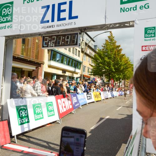 20.09.2026 - PSD Bank Halbmarathon LAZAROV Photography http://msf.ph/oto/10556686 20.09.2026 12:21:41 Ziel 1041, 1097, 1203, 1659, 1714, 2419, 4205 meine-sportfotos.de