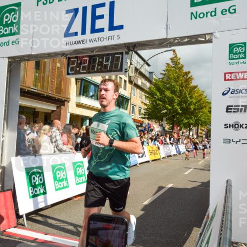 20.09.2026 - PSD Bank Halbmarathon LAZAROV Photography http://msf.ph/oto/10556702 20.09.2026 12:21:46 Ziel 1041, 1097, 1659, 1714, 2060, 2419, 2917, 4303, 4310, 4315 meine-sportfotos.de