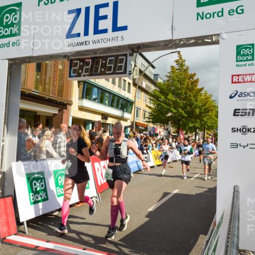 20.09.2026 - PSD Bank Halbmarathon LAZAROV Photography http://msf.ph/oto/10556723 20.09.2026 12:21:53 Ziel 1041, 1097, 1659, 2060, 2235, 2419, 2917, 4303, 4310, 4315 meine-sportfotos.de