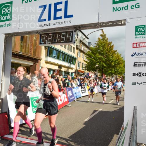 20.09.2026 - PSD Bank Halbmarathon LAZAROV Photography http://msf.ph/oto/10556724 20.09.2026 12:21:53 Ziel 1041, 1097, 1659, 2060, 2235, 2419, 2917, 4303, 4310, 4315 meine-sportfotos.de