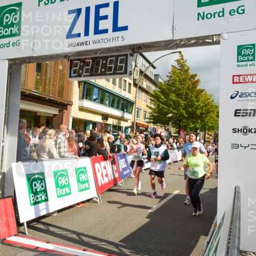 20.09.2026 - PSD Bank Halbmarathon LAZAROV Photography http://msf.ph/oto/10556726 20.09.2026 12:21:54 Ziel 1041, 1097, 1659, 2060, 2235, 2419, 2917, 4303, 4310, 4315 meine-sportfotos.de