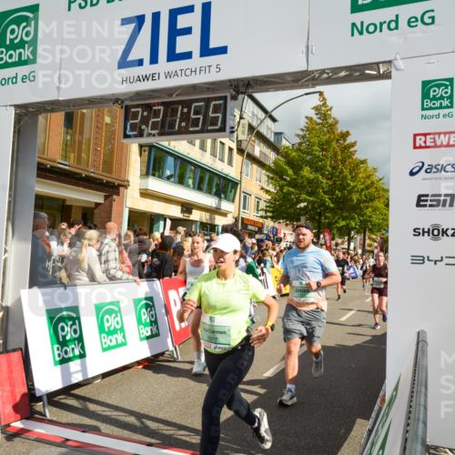 20.09.2026 - PSD Bank Halbmarathon LAZAROV Photography http://msf.ph/oto/10556730 20.09.2026 12:21:55 Ziel 1041, 1659, 2060, 2235, 2419, 2917, 3741, 4303, 4310, 4315 meine-sportfotos.de