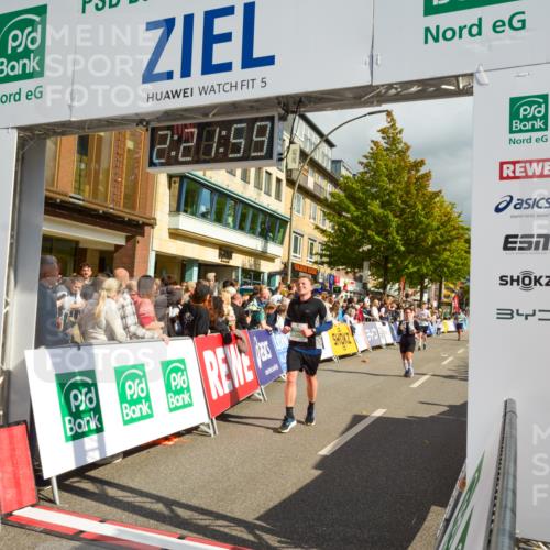 20.09.2026 - PSD Bank Halbmarathon LAZAROV Photography http://msf.ph/oto/10556743 20.09.2026 12:21:59 Ziel 1659, 1773, 2060, 2235, 2419, 2770, 2917, 3014, 3741, 4303, 4310, 4315, 4413 meine-sportfotos.de
