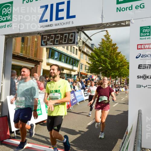 20.09.2026 - PSD Bank Halbmarathon LAZAROV Photography http://msf.ph/oto/10556774 20.09.2026 12:22:09 Ziel 1329, 1773, 1991, 2770, 3014, 3560, 3741, 4361, 4413 meine-sportfotos.de