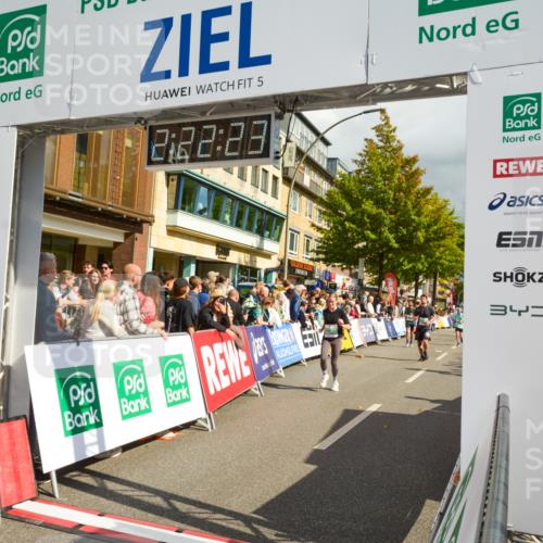 20.09.2026 - PSD Bank Halbmarathon LAZAROV Photography http://msf.ph/oto/10556824 20.09.2026 12:22:23 Ziel 1329, 1825, 1991, 2996, 3462, 3560, 4337, 4361, 4362, 4666 meine-sportfotos.de