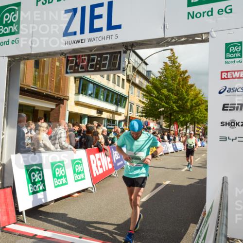 20.09.2026 - PSD Bank Halbmarathon LAZAROV Photography http://msf.ph/oto/10556852 20.09.2026 12:22:30 Ziel 1657, 1767, 1825, 2996, 3462, 4161, 4333, 4362, 4388, 4666 meine-sportfotos.de
