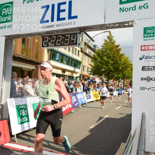 20.09.2026 - PSD Bank Halbmarathon LAZAROV Photography http://msf.ph/oto/10556863 20.09.2026 12:22:34 Ziel 1657, 1767, 2392, 3462, 4161, 4333, 4362, 4388, 4666 meine-sportfotos.de