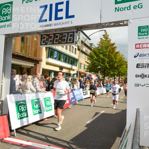 20.09.2026 - PSD Bank Halbmarathon LAZAROV Photography http://msf.ph/oto/10556870 20.09.2026 12:22:36 Ziel 1657, 1767, 2392, 3358, 4161, 4333, 4362, 4388, 4666 meine-sportfotos.de