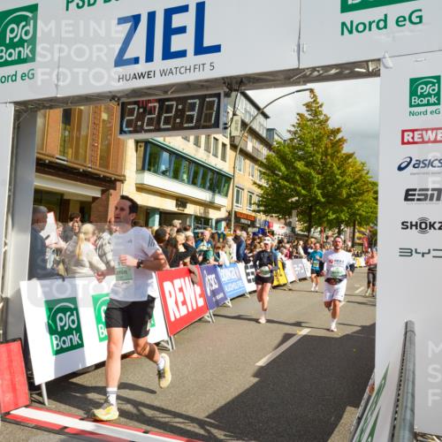 20.09.2026 - PSD Bank Halbmarathon LAZAROV Photography http://msf.ph/oto/10556871 20.09.2026 12:22:36 Ziel 1657, 1767, 2392, 3358, 4161, 4333, 4362, 4388, 4666 meine-sportfotos.de