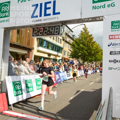 20.09.2026 - PSD Bank Halbmarathon LAZAROV Photography http://msf.ph/oto/10556908 20.09.2026 12:22:47 Ziel 1391, 1939, 2319, 2392, 2710, 3245, 3358, 3541, 4032, 4161 meine-sportfotos.de