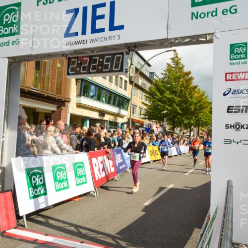 20.09.2026 - PSD Bank Halbmarathon LAZAROV Photography http://msf.ph/oto/10556917 20.09.2026 12:22:50 Ziel 1378, 1391, 1939, 2319, 2710, 3245, 3358, 3541, 4032 meine-sportfotos.de