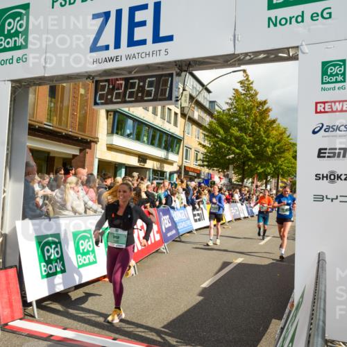 20.09.2026 - PSD Bank Halbmarathon LAZAROV Photography http://msf.ph/oto/10556920 20.09.2026 12:22:51 Ziel 1378, 1391, 1939, 2319, 2710, 3245, 3358, 3541, 4032 meine-sportfotos.de