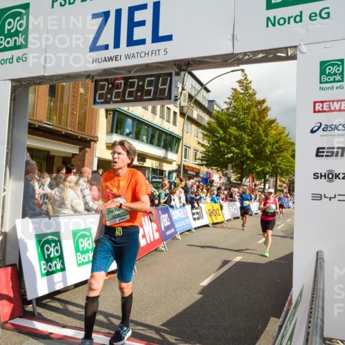 20.09.2026 - PSD Bank Halbmarathon LAZAROV Photography http://msf.ph/oto/10556931 20.09.2026 12:22:54 Ziel 1378, 1391, 1939, 2319, 2710, 3245, 3358, 3541, 4032 meine-sportfotos.de