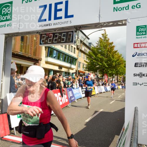 20.09.2026 - PSD Bank Halbmarathon LAZAROV Photography http://msf.ph/oto/10556941 20.09.2026 12:22:57 Ziel 1295, 1378, 1391, 1939, 2319, 2337, 2710, 3541, 4032, 4202 meine-sportfotos.de