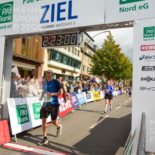20.09.2026 - PSD Bank Halbmarathon LAZAROV Photography http://msf.ph/oto/10556948 20.09.2026 12:22:59 Ziel 1295, 1378, 1391, 2319, 2337, 2710, 3541, 4032, 4202 meine-sportfotos.de